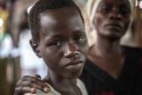 Gevlucht uit Burundi, meisje met haar moeder in DRC_War Child DR Congo_180628